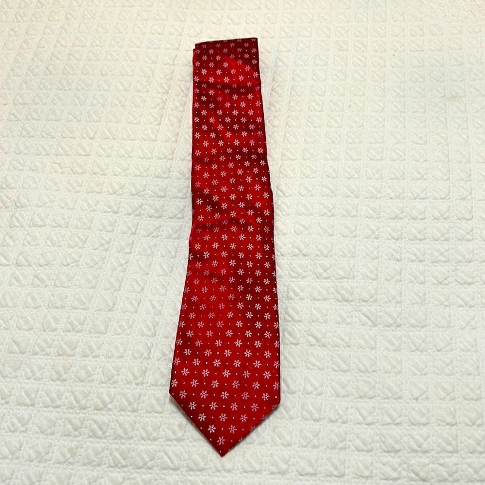 Saddlebred Red Silk Blend Tie with White and Silver Snowflakes